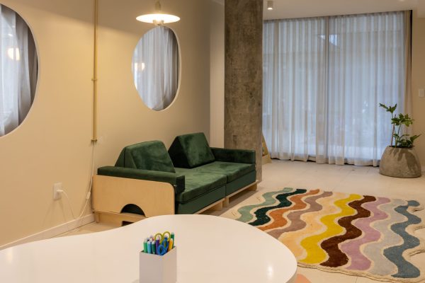 0.63816100_1715708657