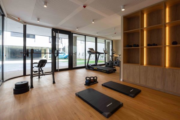 0.94722700_1695833216